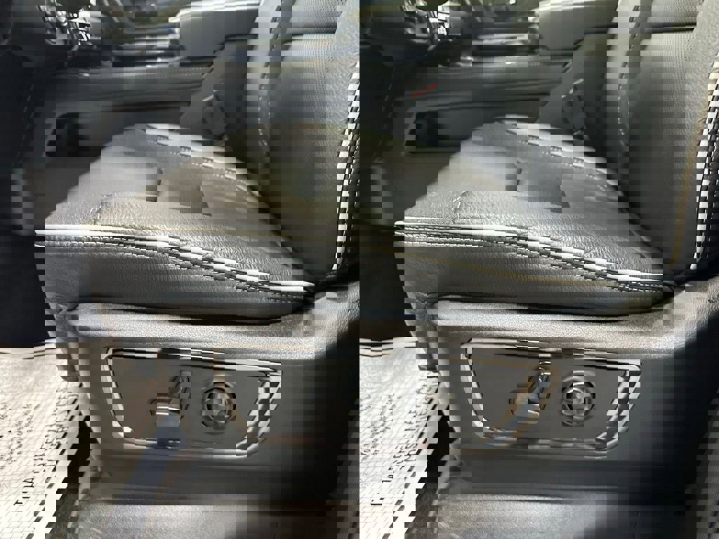 Used 2025 RAM 1500 Limited image 12