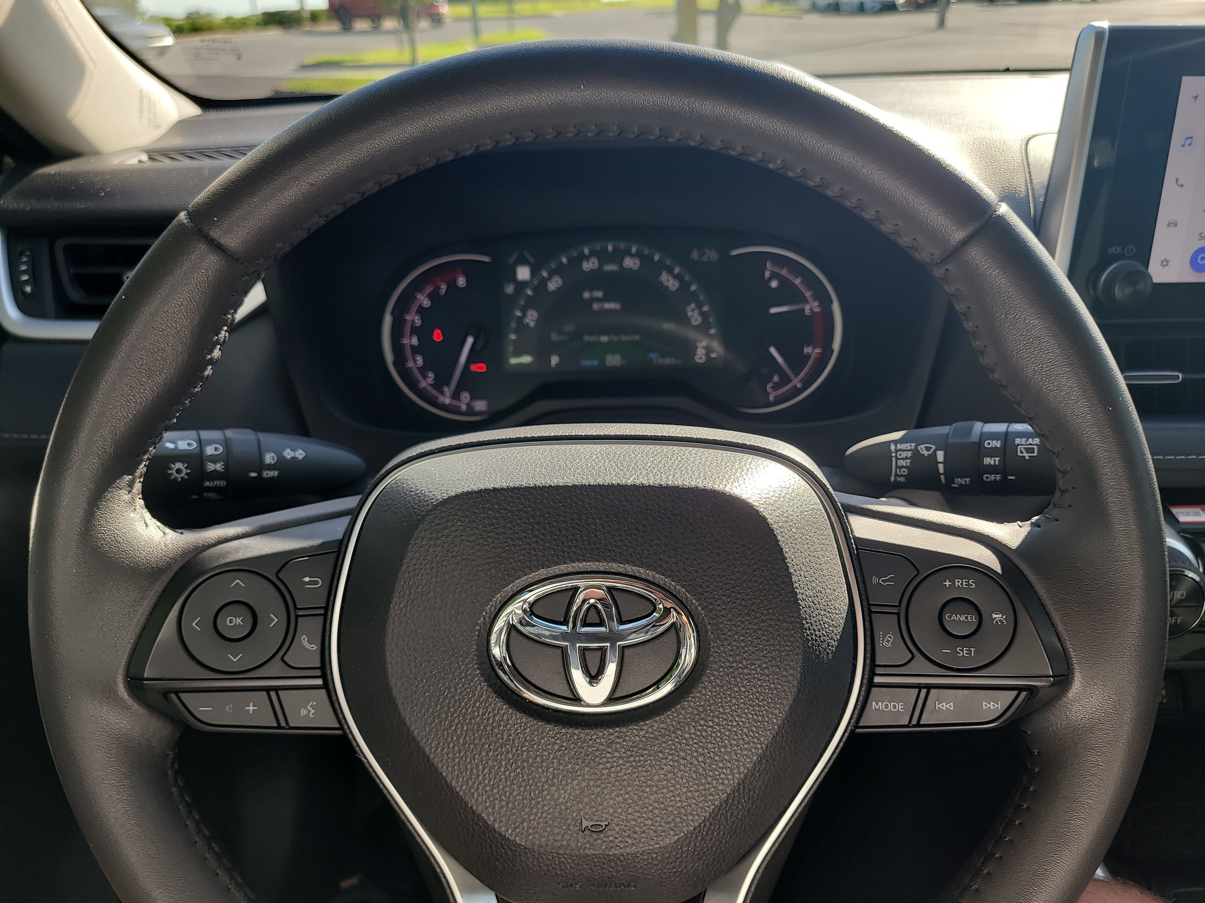 Certified 2025 Toyota RAV4 XLE Premium AWD/4WD image 31