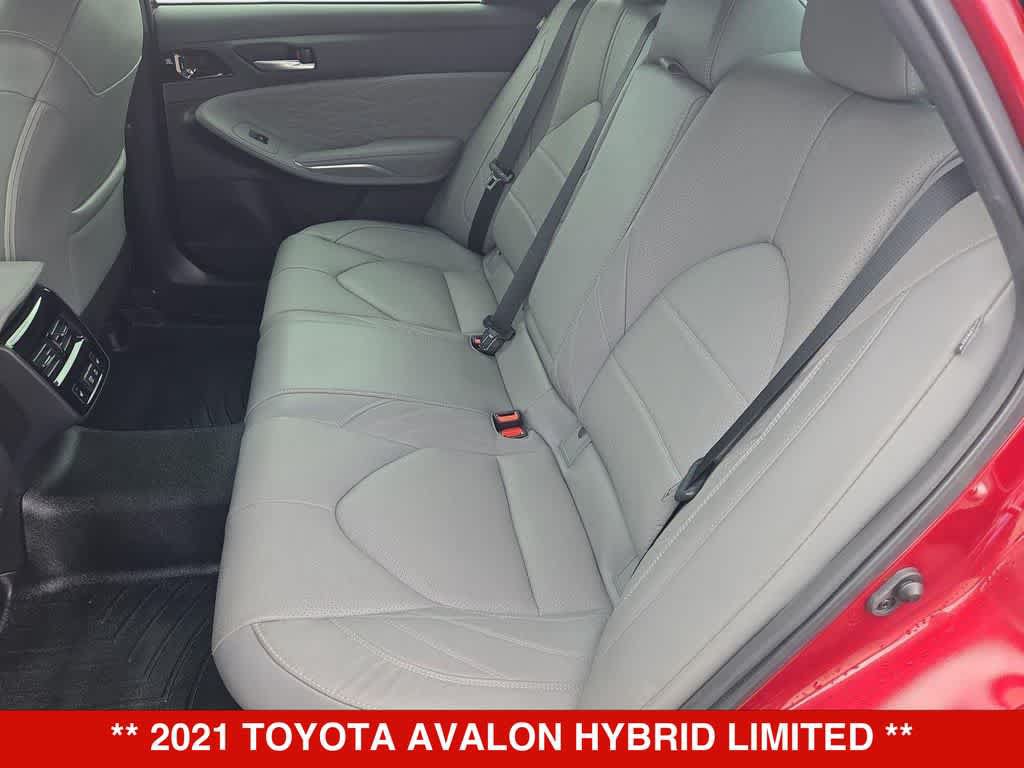Used 2021 Toyota Avalon Limited w/ Advanced Safety Package FWD image 19