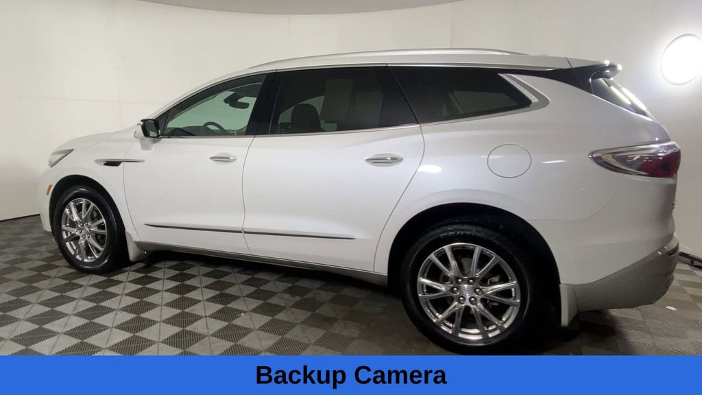Used 2022 Buick Enclave Premium w/ Surround and Sites Package image 9