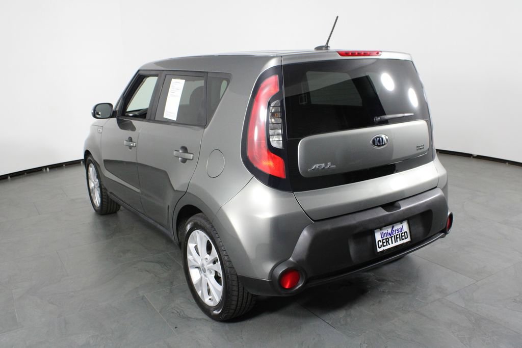 Used 2014 Kia Soul + image 3