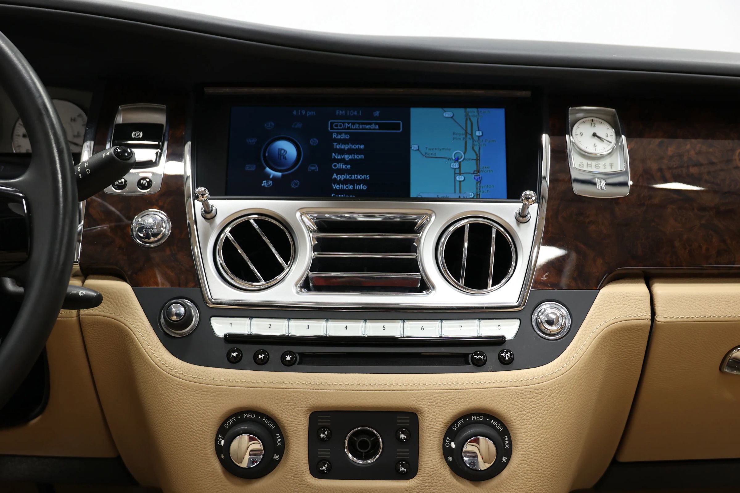 Used 2011 Rolls-Royce Ghost Sedan 4D image 23