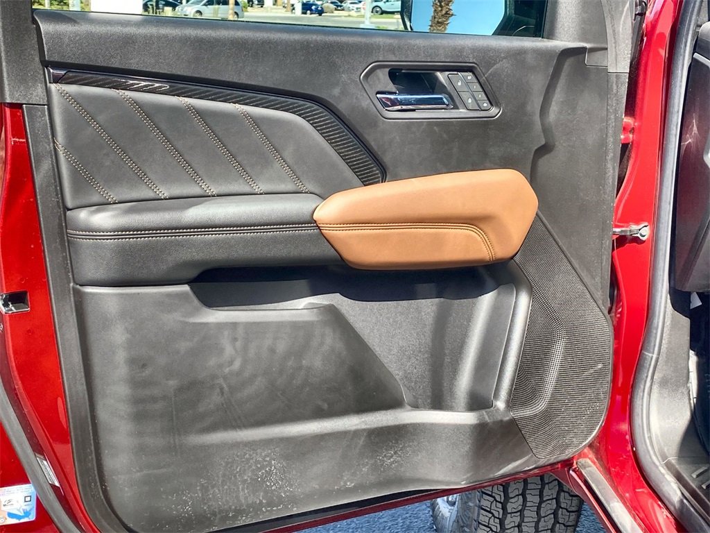 New 2025 GMC Canyon AT4 w/ AT4 Premium Package image 21