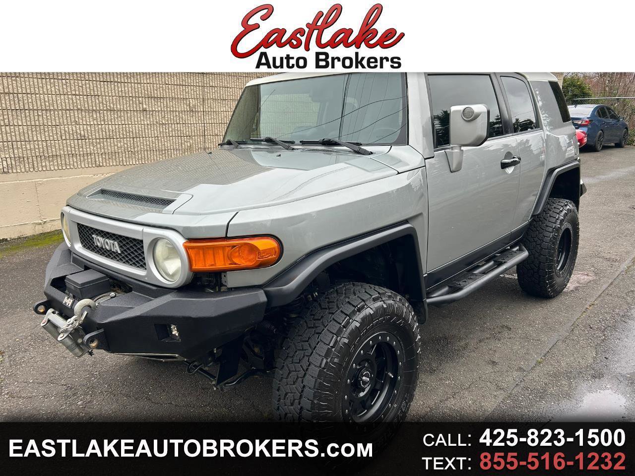 Used 2010 Toyota FJ Cruiser 4WD image 1
