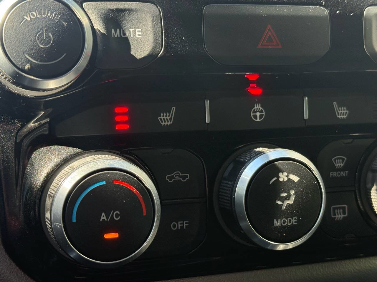 Used 2019 RAM 1500 Big Horn image 13