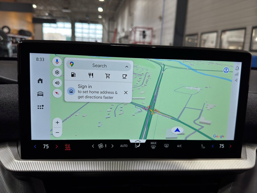 Used 2025 Ford Explorer ST image 32