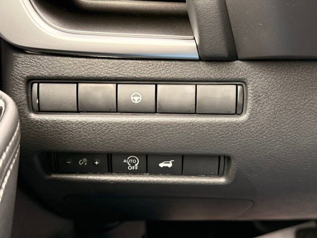 New 2026 Nissan Rogue SV w/ Cold Weather Package image 31