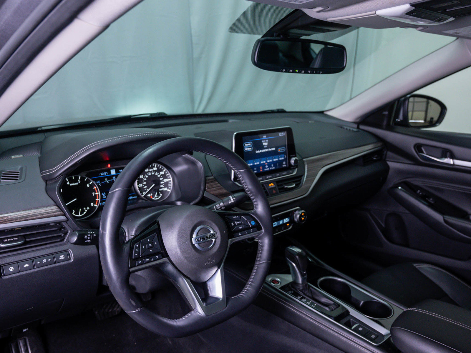 Used 2020 Nissan Altima 2.5 Platinum FWD image 20