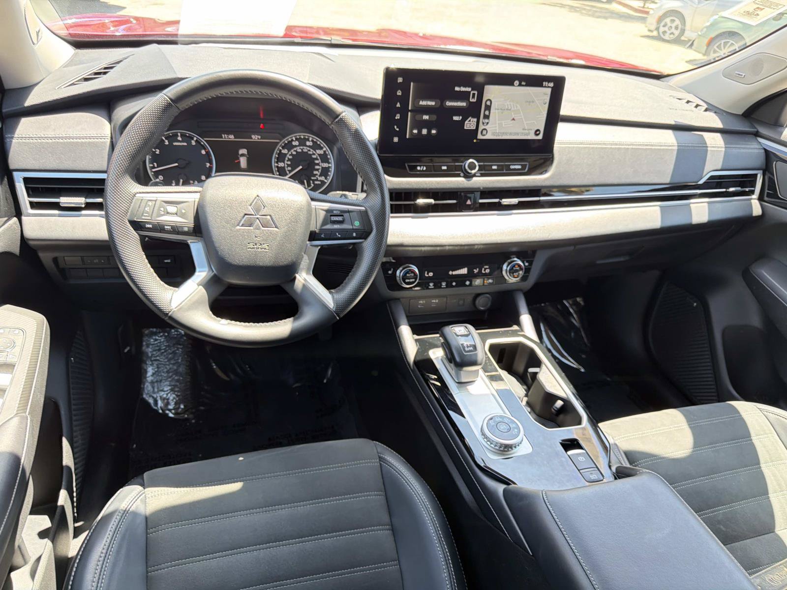 Used 2025 Mitsubishi Outlander SE FWD image 8