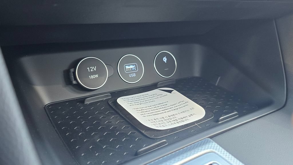 New 2026 Genesis G70 2.5T Prestige AWD/4WD image 32