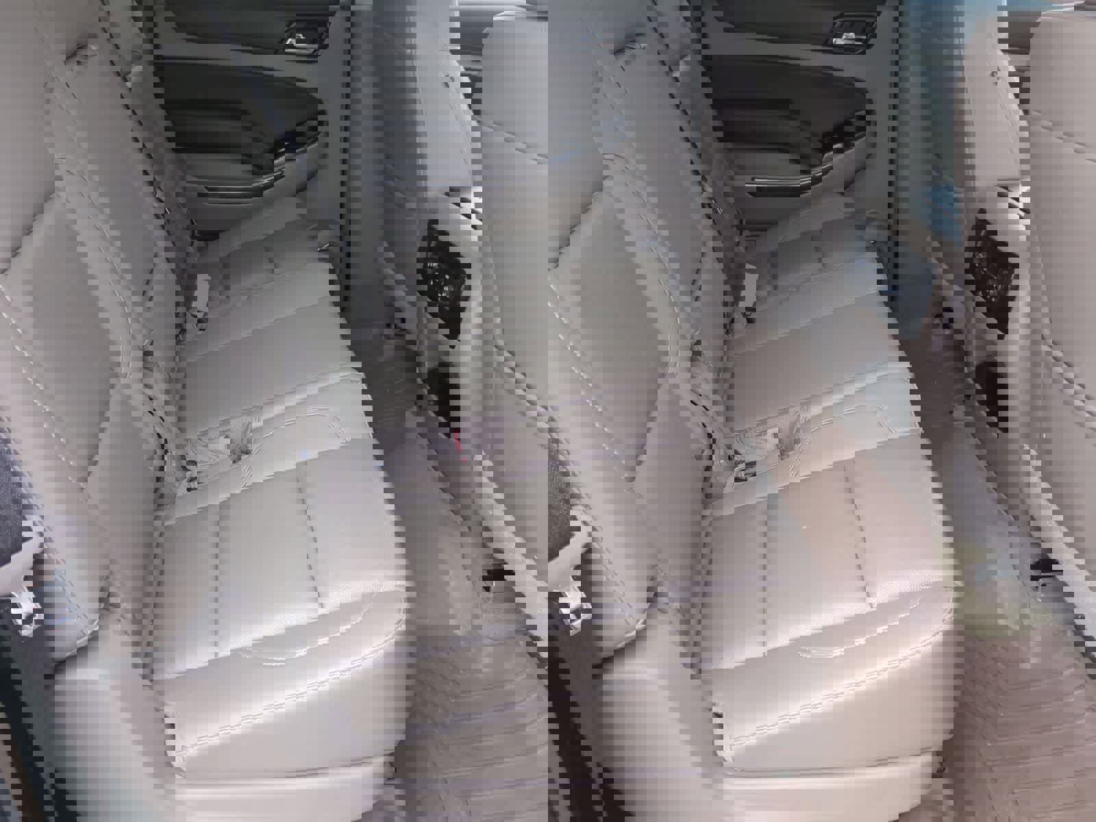 Used 2017 Chevrolet Suburban LT w/ LT Signature Package image 21