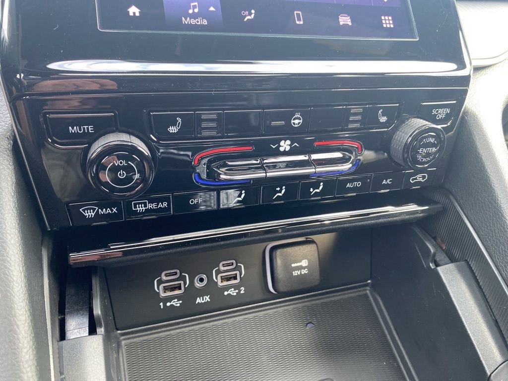 New 2025 Jeep Grand Cherokee L Altitude image 36