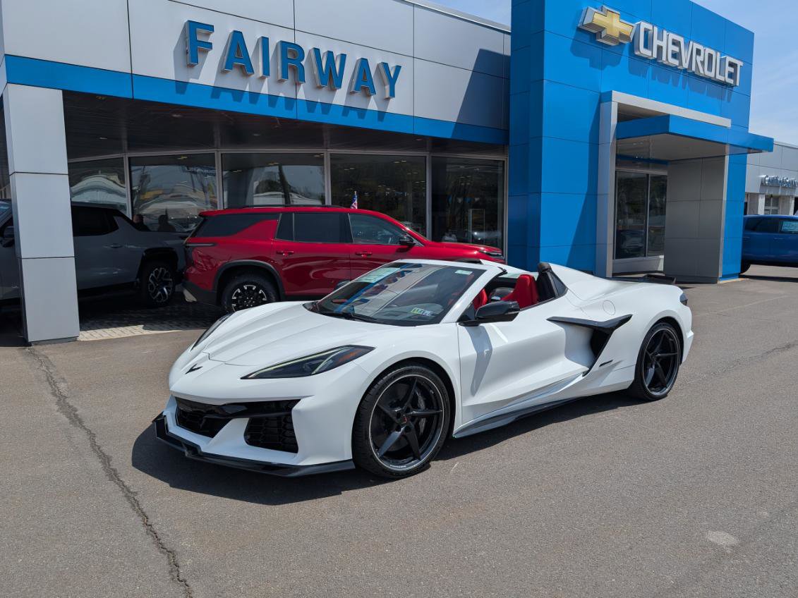 New 2025 Chevrolet Corvette E-Ray w/ Stealth Interior Trim Package
