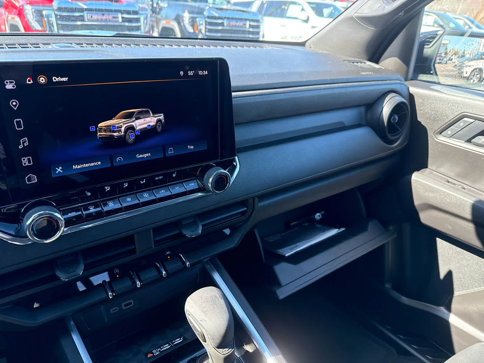 Certified 2025 Chevrolet Colorado Trail Boss w/ Off-Road Front Bumper Package image 23