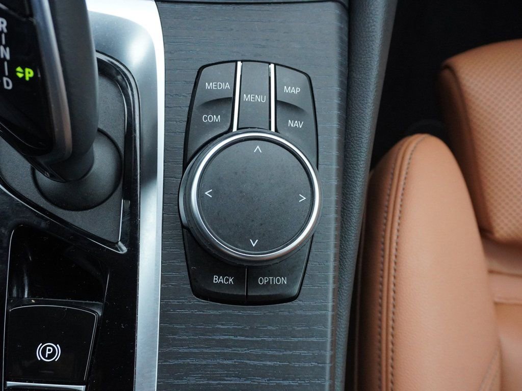 Used 2023 BMW 540i xDrive w/ Premium Package image 68