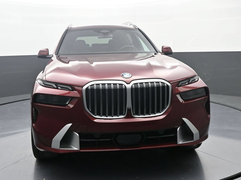 Used 2026 BMW X7 xDrive40i AWD/4WD image 2