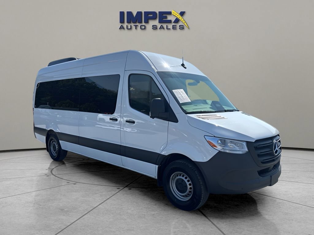 Used 2025 Mercedes-Benz Sprinter 2500 image 7