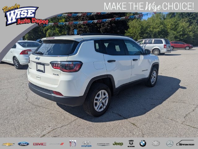 Used 2021 Jeep Compass Sport AWD/4WD image 3
