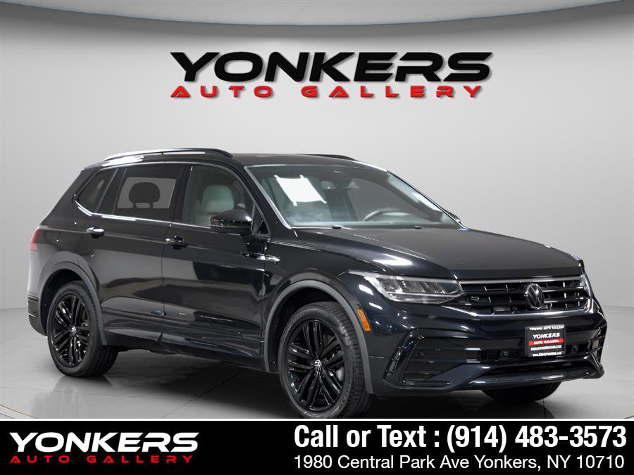 Used 2022 Volkswagen Tiguan SE R-Line AWD/4WD image 11
