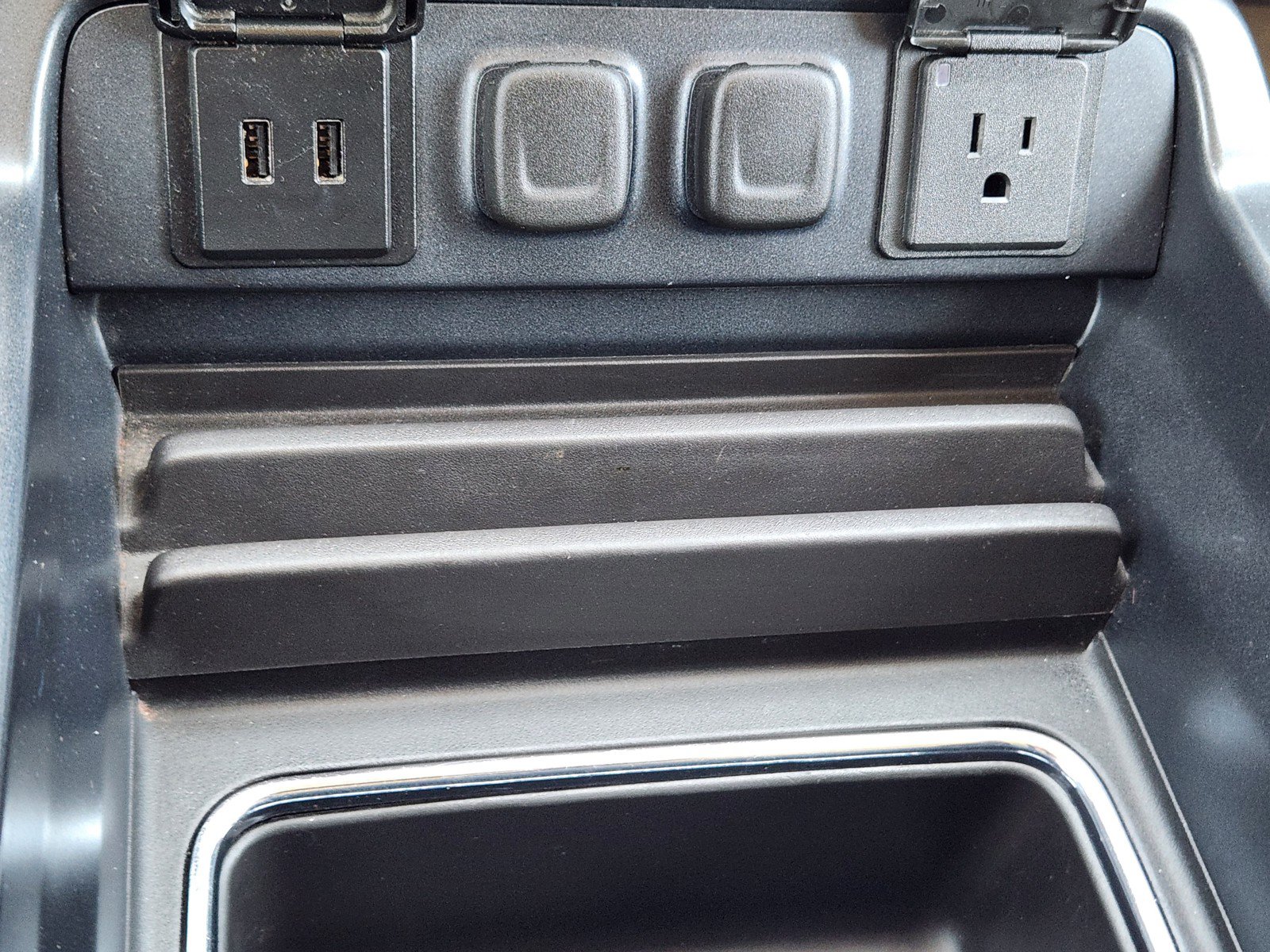 Used 2018 Chevrolet Silverado 1500 LTZ w/ Texas Edition AWD/4WD image 16