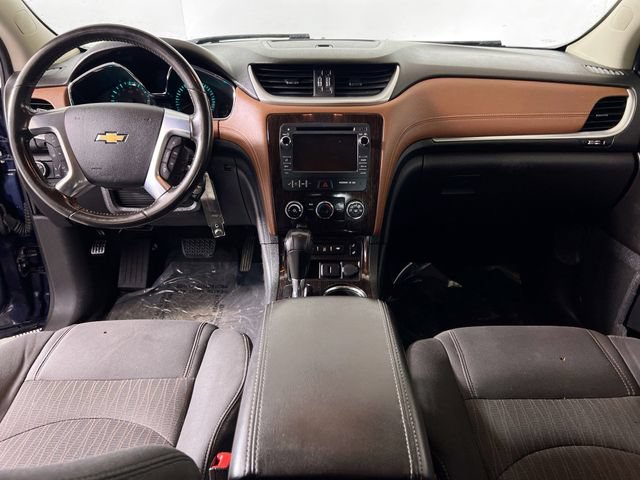Used 2015 Chevrolet Traverse LT w/ Style and Technology Package AWD/4WD image 7