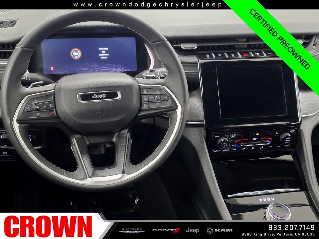 Used 2025 Jeep Grand Cherokee Altitude AWD/4WD image 12