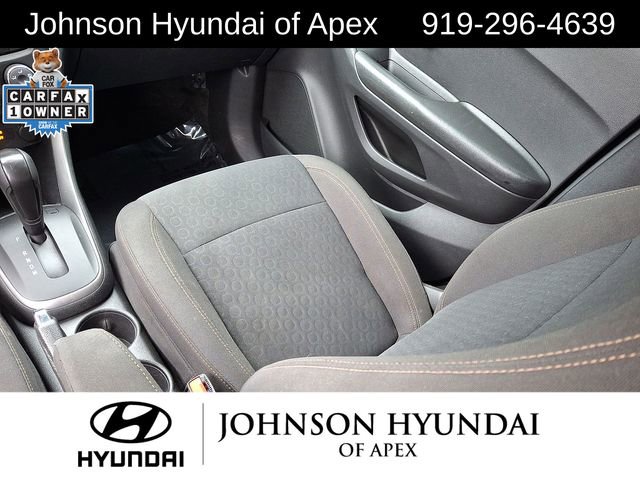 Used 2022 Chevrolet Trax LS w/ Tint and Cruise Package AWD/4WD image 16
