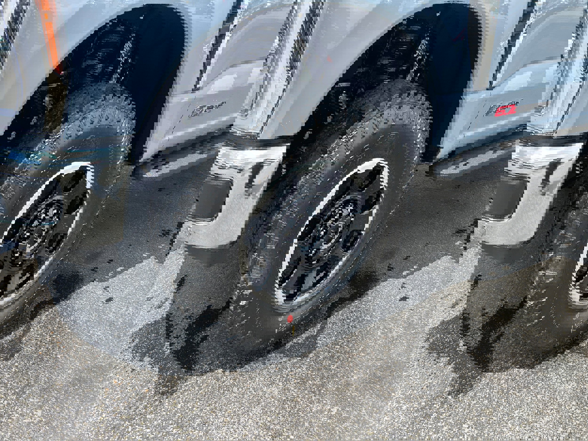 New 2025 Ford F250 King Ranch w/ Tremor Off-Road Package image 25