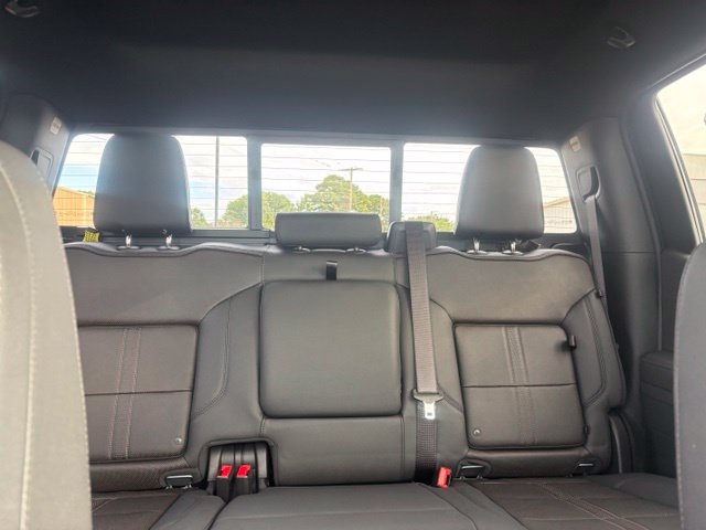New 2026 Chevrolet Silverado 1500 High Country w/ Technology Package AWD/4WD image 15