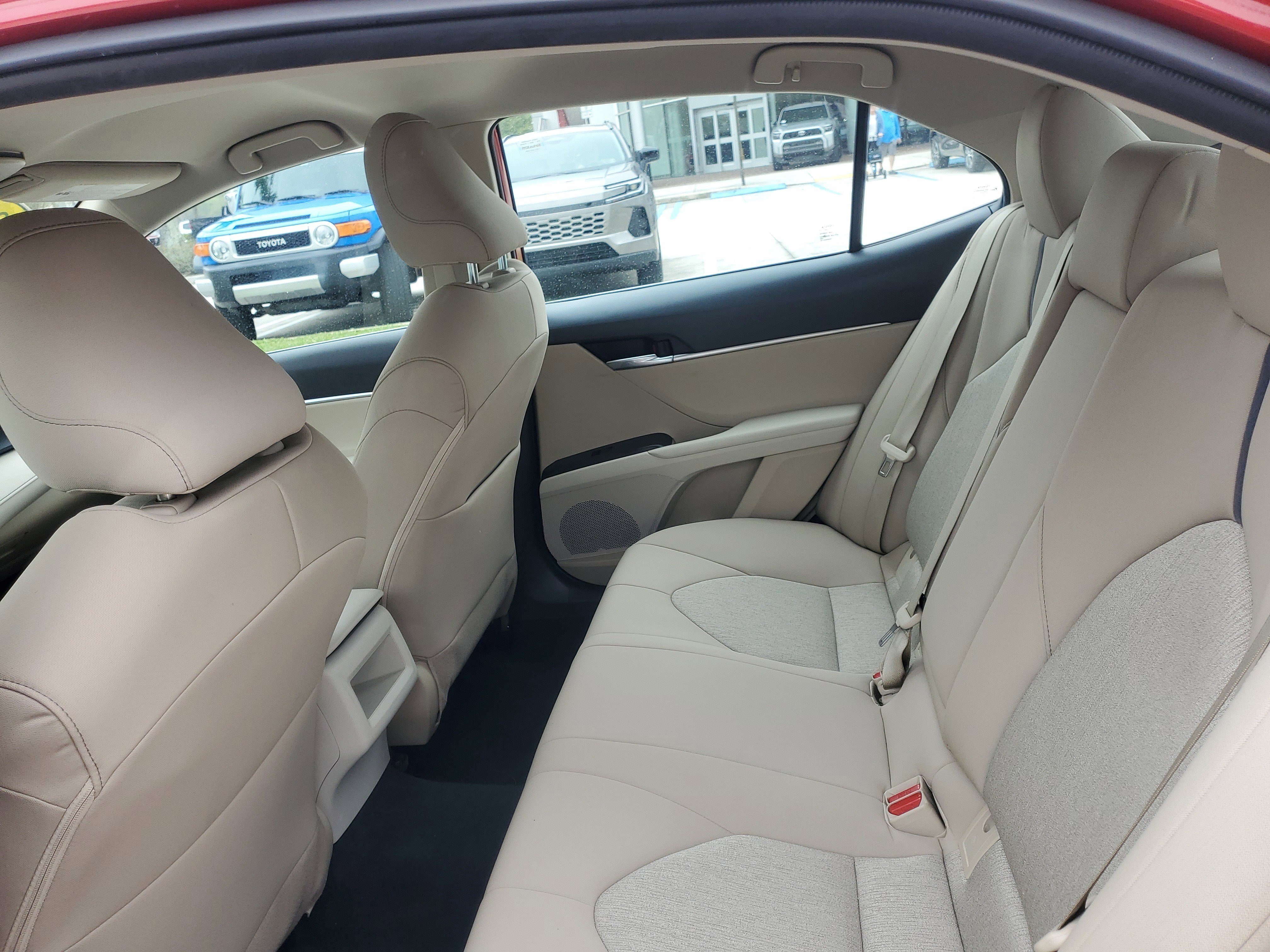 Used 2023 Toyota Camry LE image 11