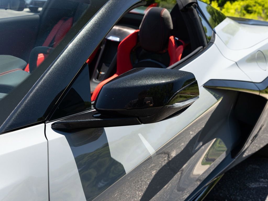 Used 2025 Chevrolet Corvette Z06 w/ Stealth Interior Trim Package RWD image 16