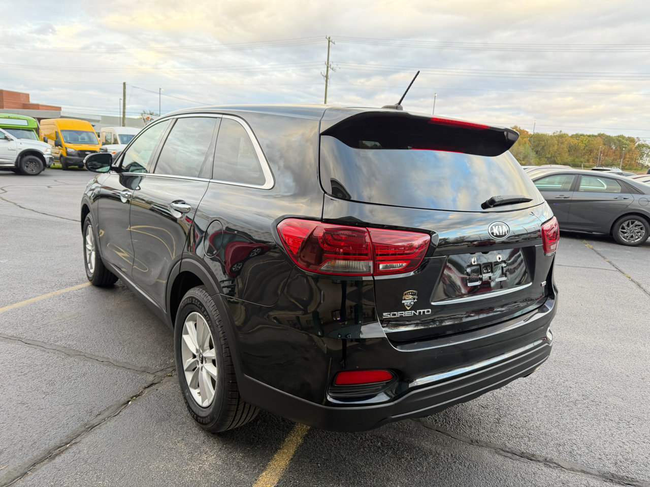 Used 2019 Kia Sorento LX image 5