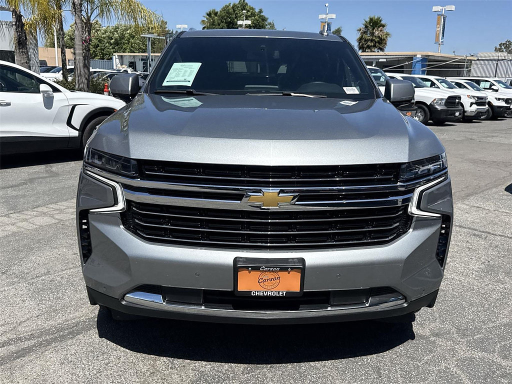 Used 2024 Chevrolet Suburban LT RWD image 8