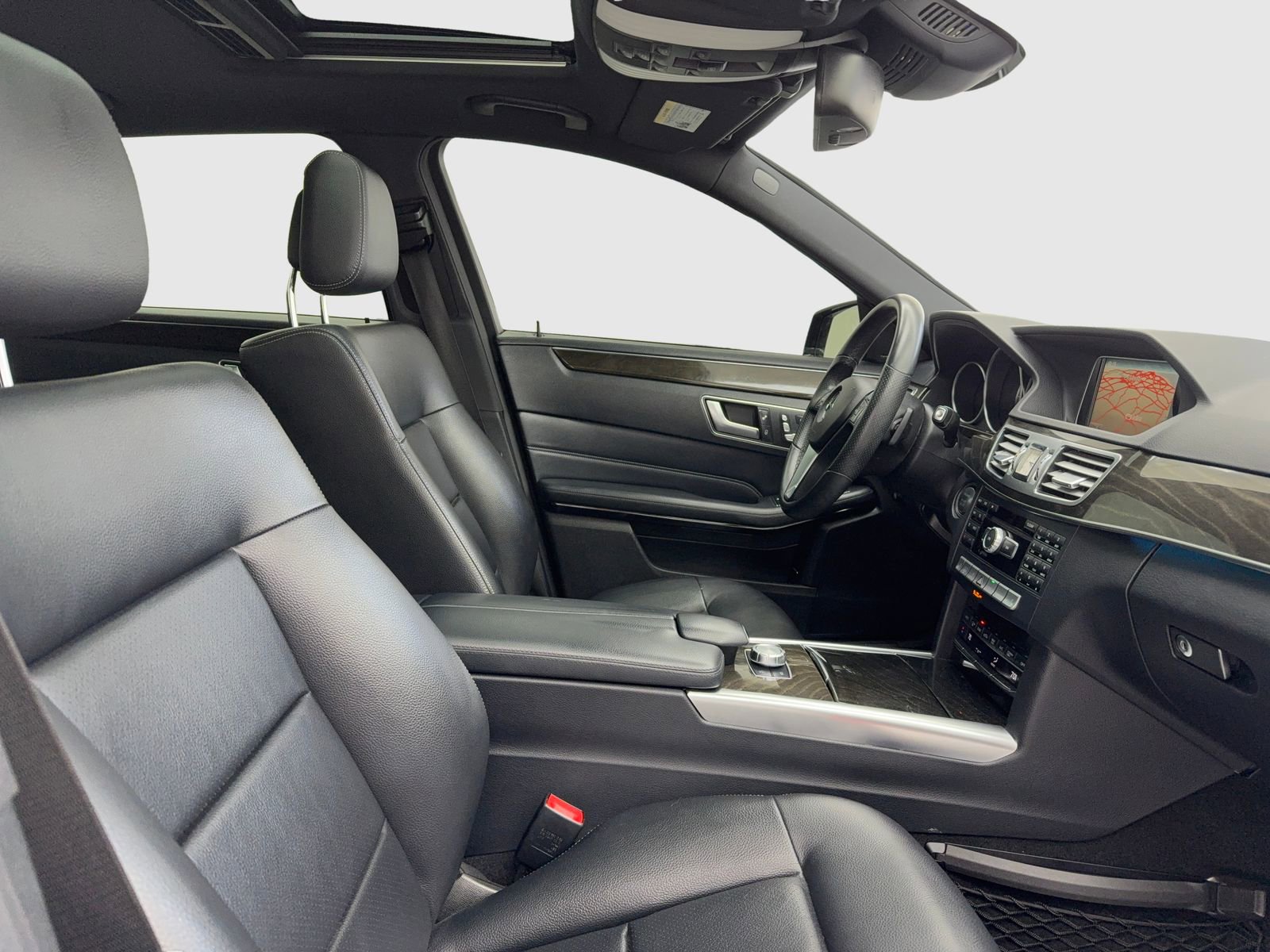 Used 2014 Mercedes-Benz E 350 Sedan image 38