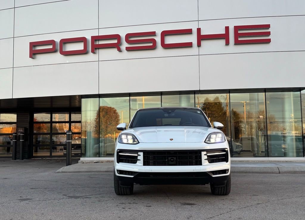 New 2026 Porsche Cayenne Coupe image 19