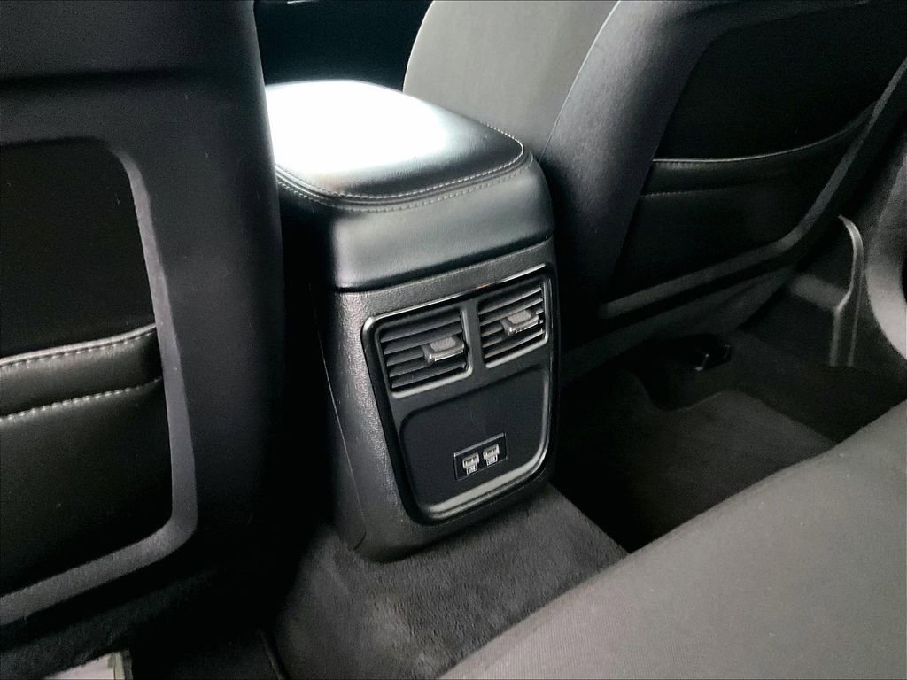 Used 2022 Dodge Charger R/T w/ Blacktop Package image 27