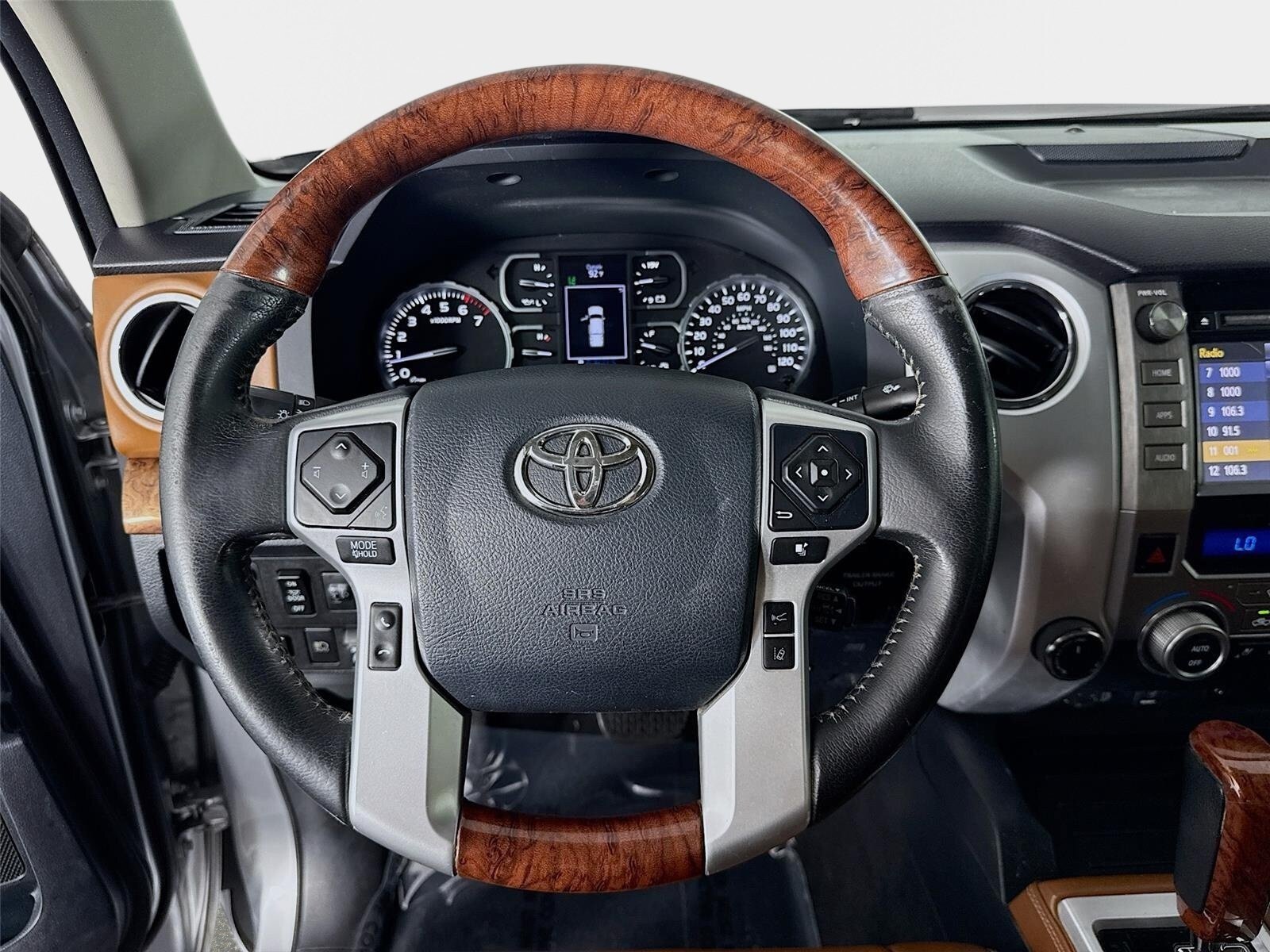 Used 2019 Toyota Tundra 1794 Edition AWD/4WD image 12