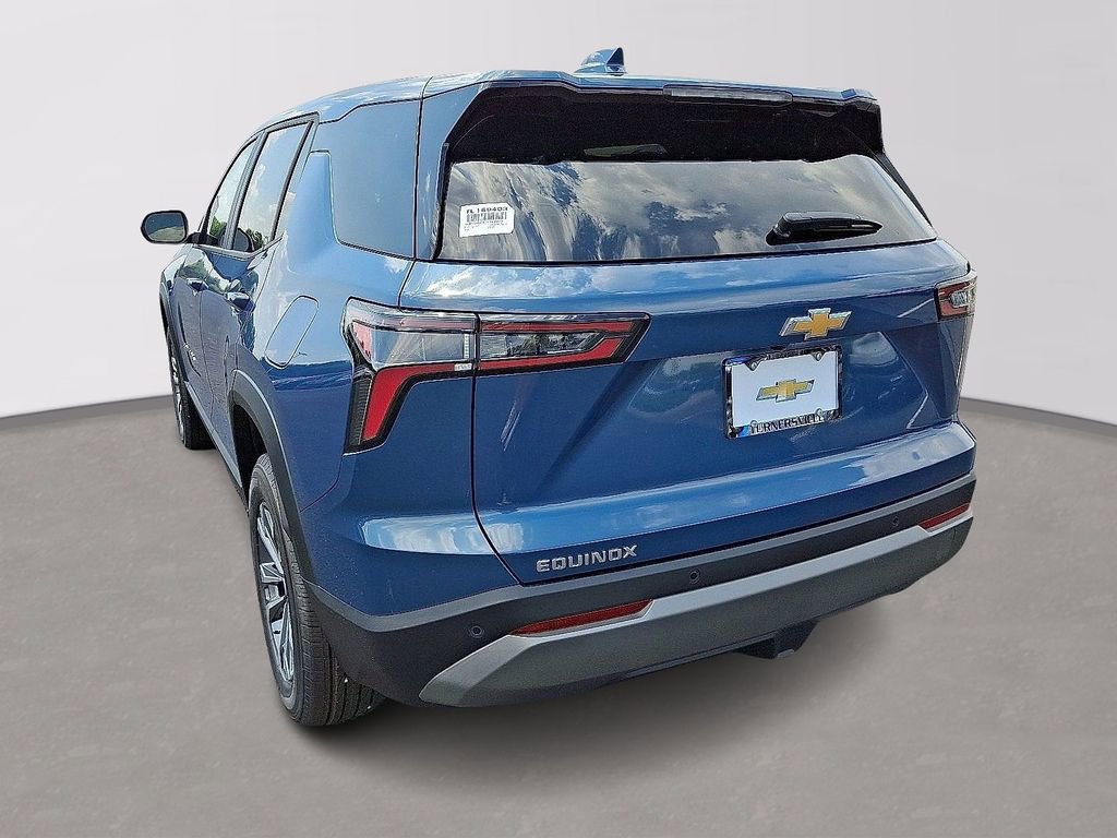 New 2026 Chevrolet Equinox LT FWD image 3