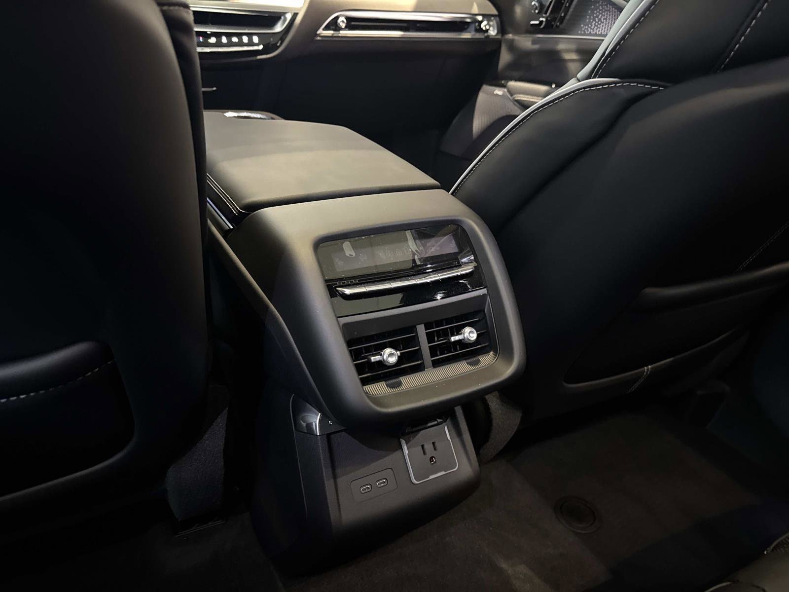 New 2026 Cadillac Lyriq V w/ LPO, Floor Liner Package AWD/4WD image 14