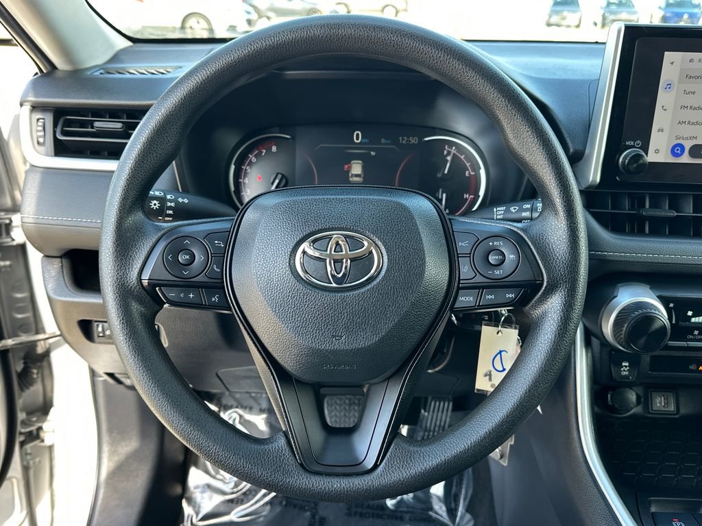 Used 2024 Toyota RAV4 LE image 20