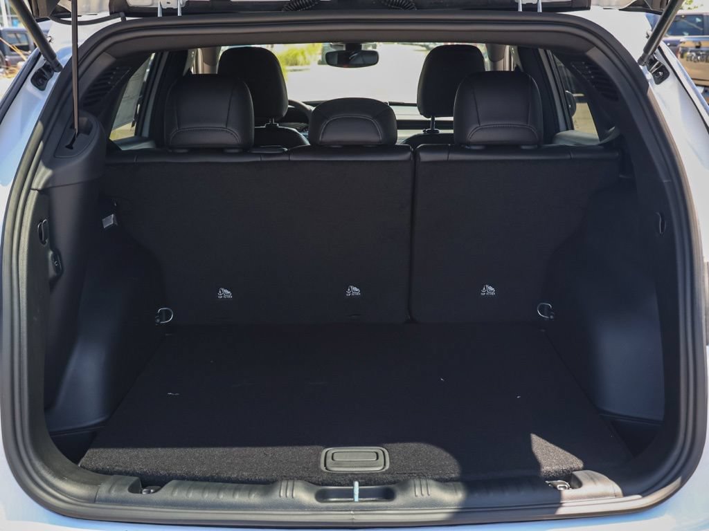 New 2026 Jeep Compass Latitude AWD/4WD image 16