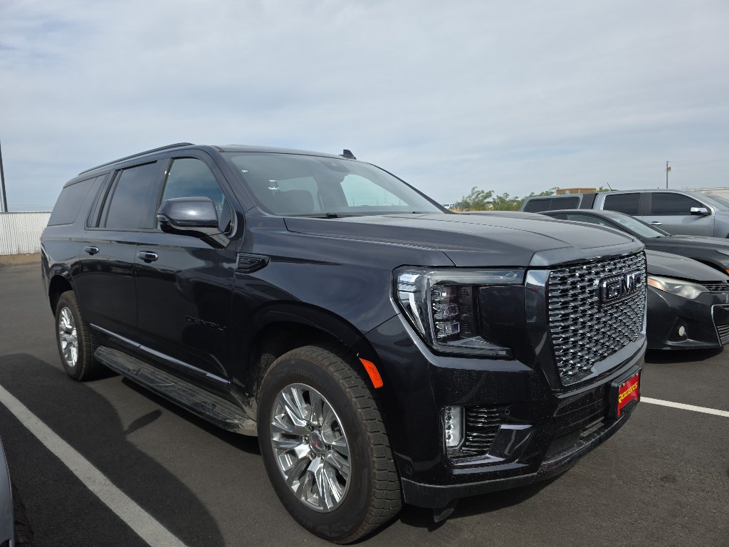 Used 2024 GMC Yukon XL Denali w/ Advanced Technology Package