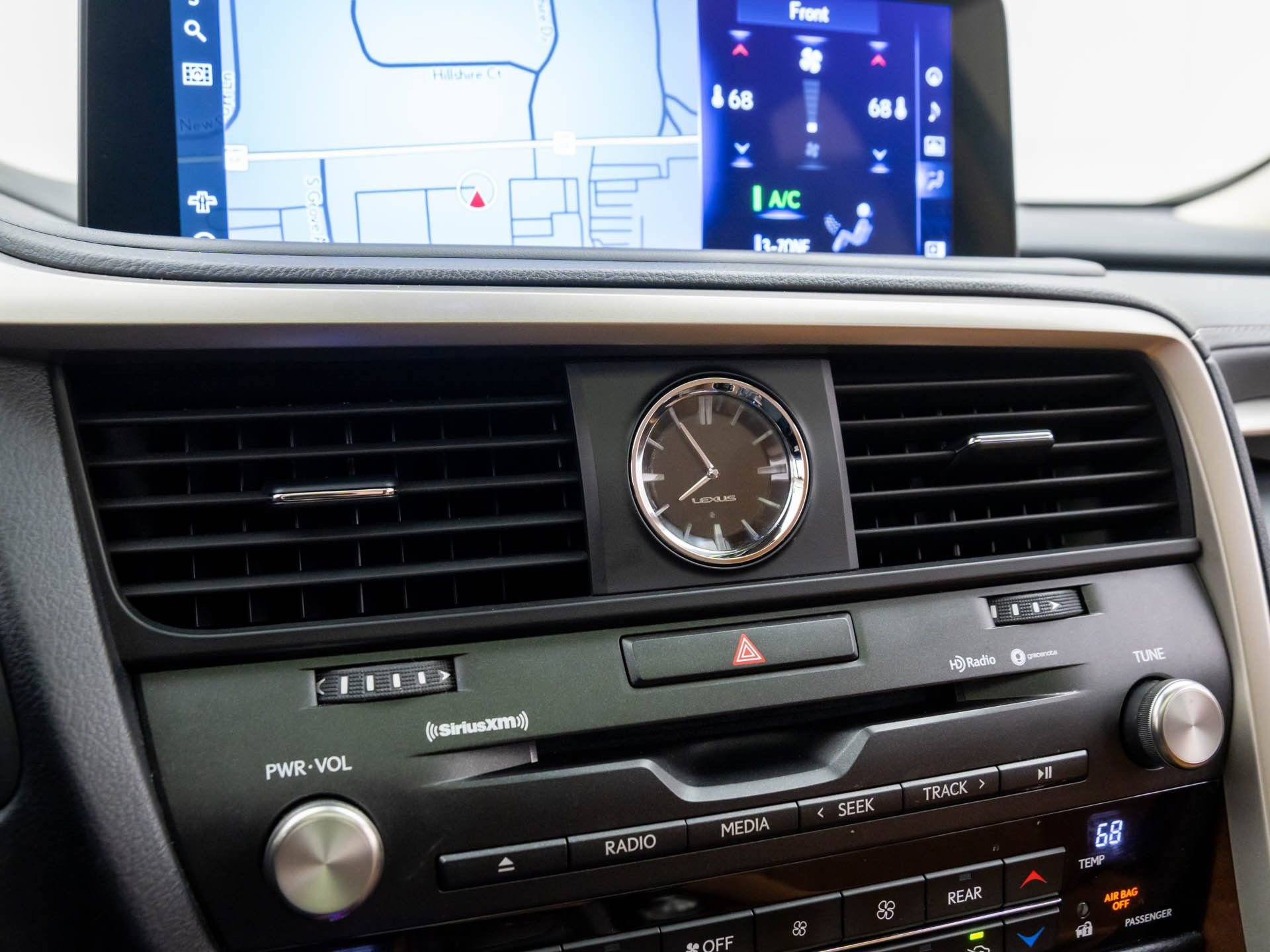 Used 2022 Lexus RX 350L Premium w/ Premium Package image 26