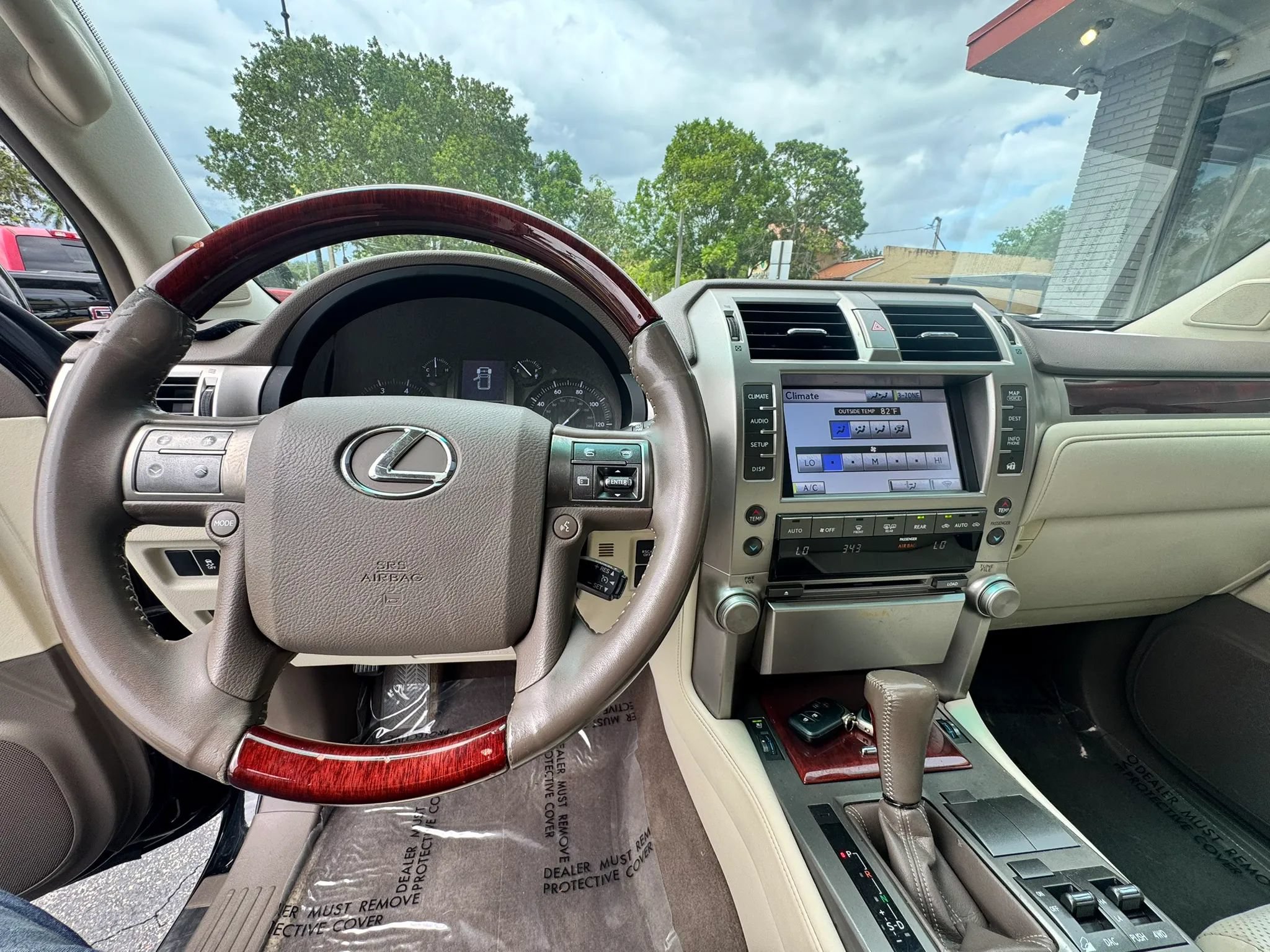 Used 2013 Lexus GX 460 w/ Comfort Plus Pkg AWD/4WD image 24