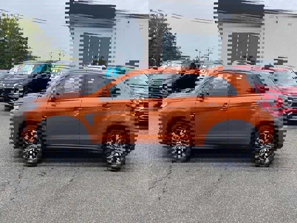 New 2025 Mitsubishi Outlander Sport ES video 2