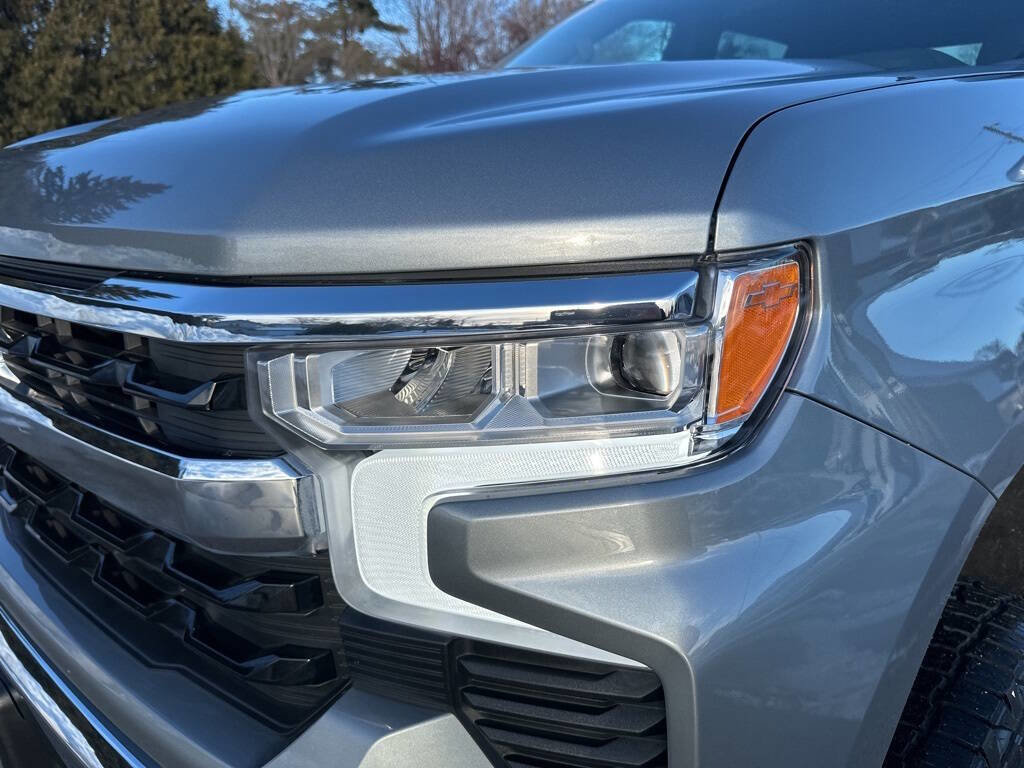 Used 2025 Chevrolet Silverado 1500 LT image 10