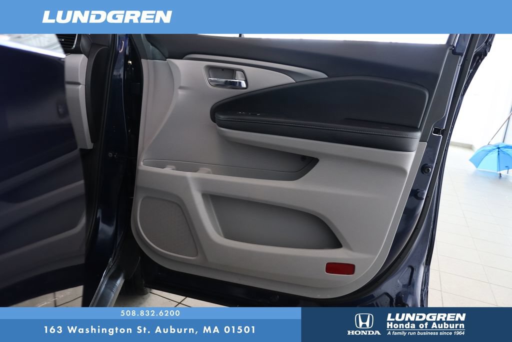 Used 2023 Honda Ridgeline RTL image 17
