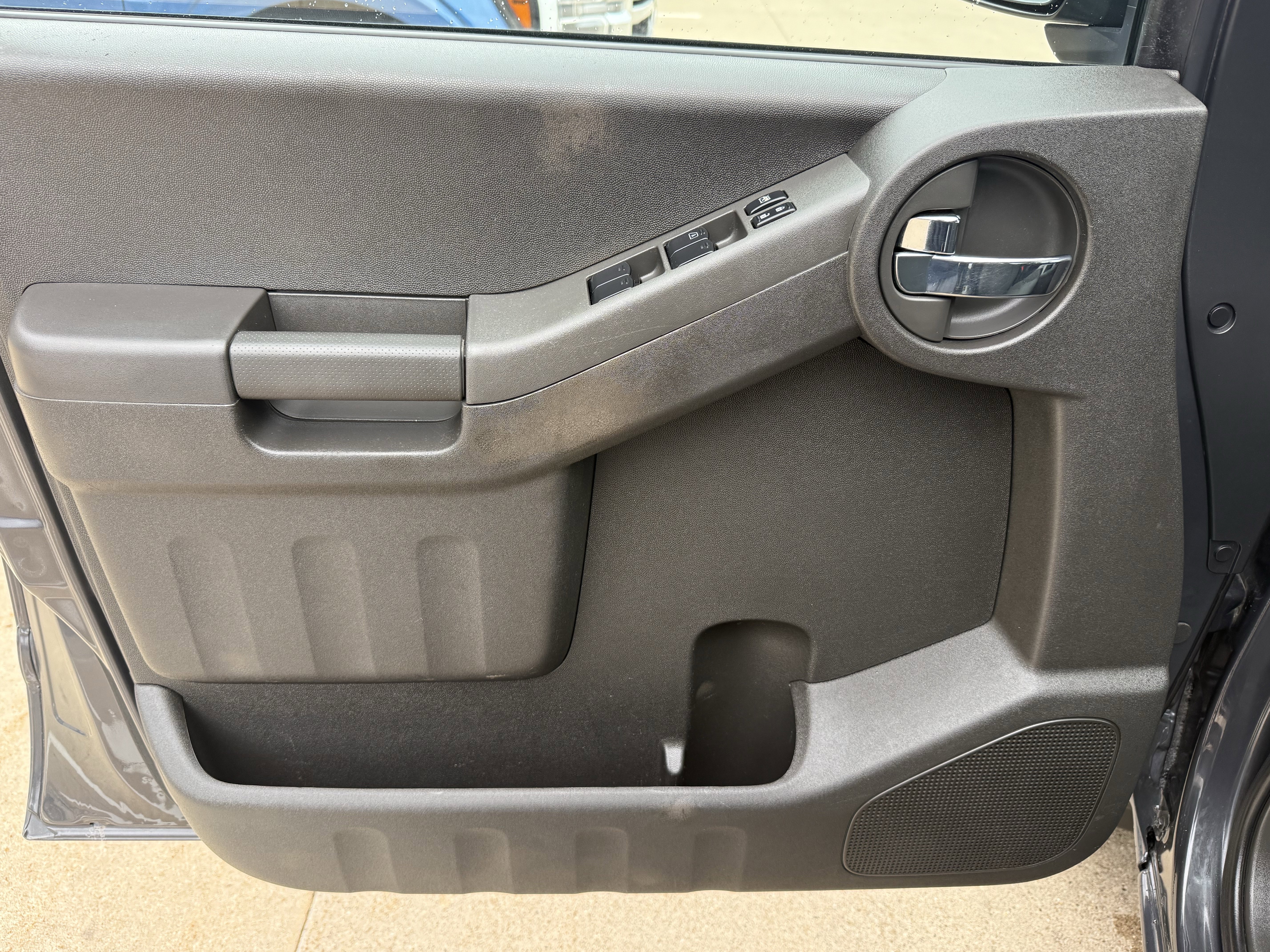 Used 2015 Nissan Xterra PRO-4X image 10