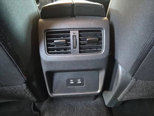 Used 2024 Nissan Rogue SV FWD image 16