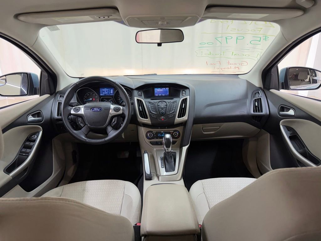 Used 2012 Ford Focus SEL image 28